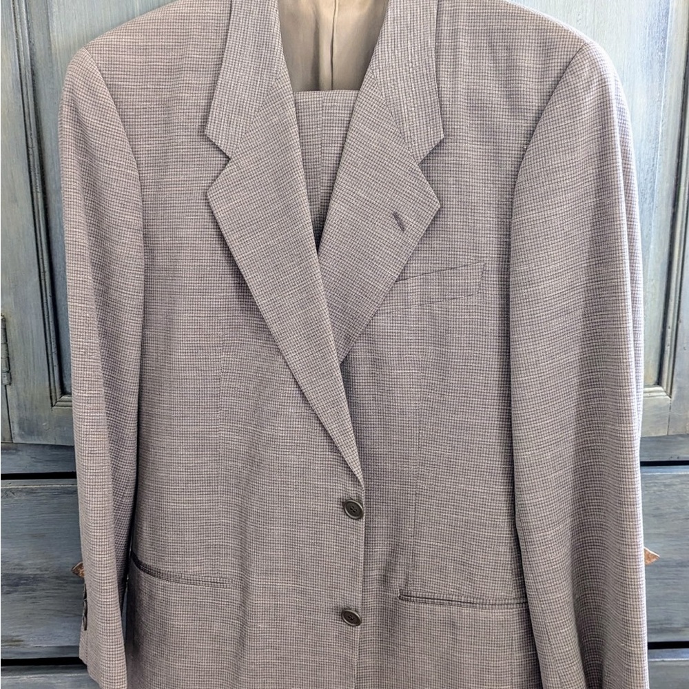 Men’s Giorgio Armani suit circa 1996